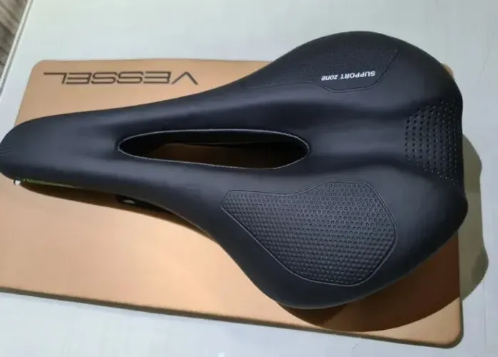 Banco Selim Vessel Technic Gel Preto para MTB e Speed Ergonômico Vazado (NOVO)