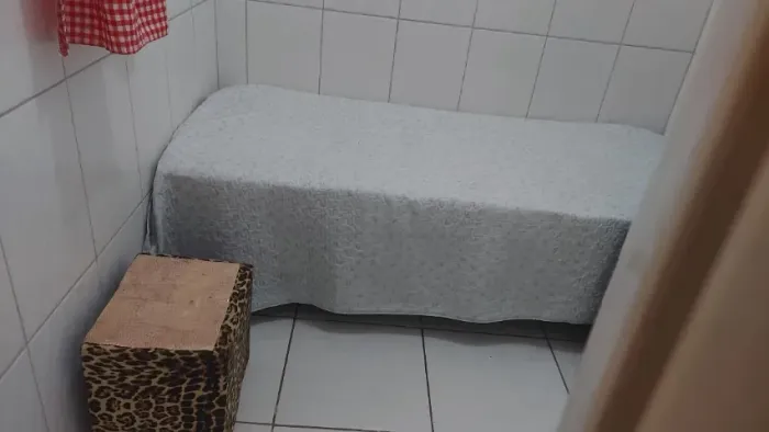Quarto Pequeno DCECentro BH