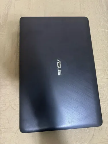 Notebook Asus