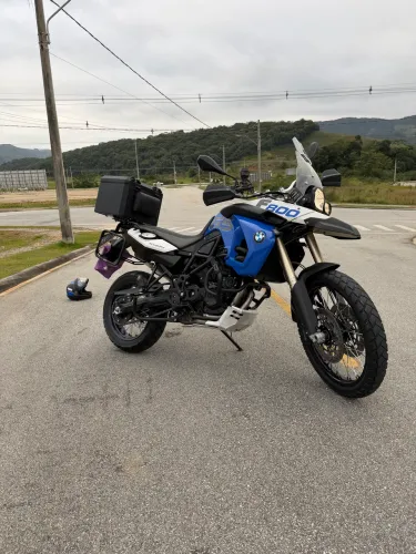 Vendo bmw f800 ano 2012