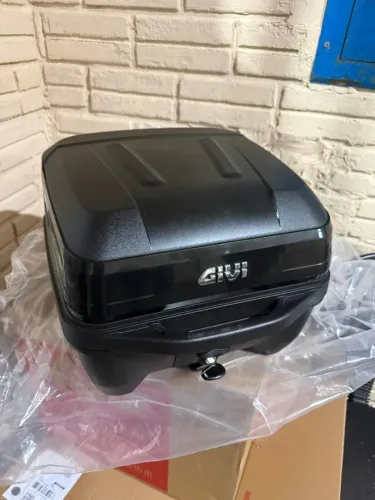 Bau de moto Givi