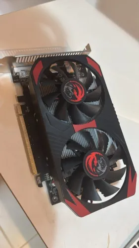 Placa de Vídeo Radeon RX 560 4GB