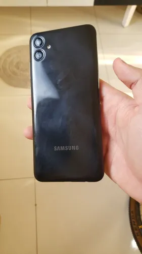 Galaxy A04e + CARREGADOR + PELÍCULA!!