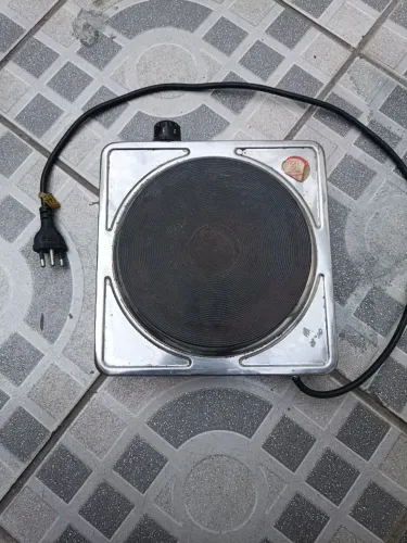 Vendo fogão elétrico focionando perfeitamente bem testo na ora bem coservado