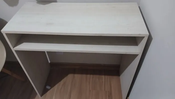 Mesa e Poltrona