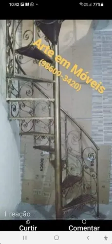 Escada de ferro colonial