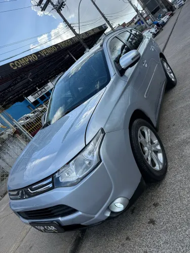 Mitsubishi Outlander 2.0 16V 160cv Aut. 2015