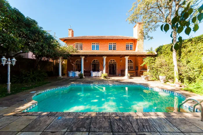 Casa em Santa Felicidade - ARAY 1