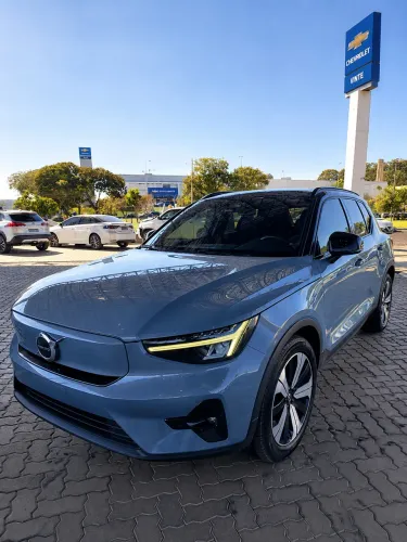 Volvo XC40 Recharge Plus (elétrico) 2023