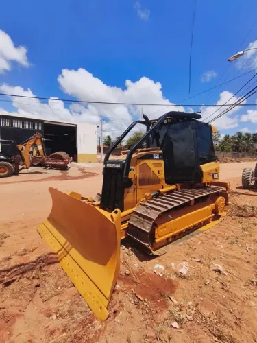 Trator de Esteira D5k