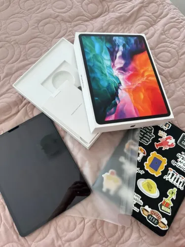 Ipad Pro 4ª geração (M2) Wifi + Celular, 256 GB. 