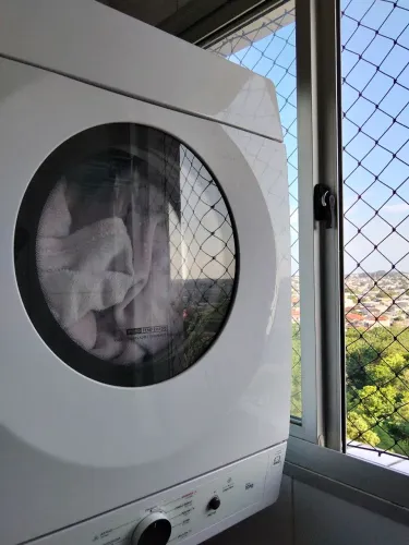 Máquina de secar roupas de parede 10Kg Brastemp