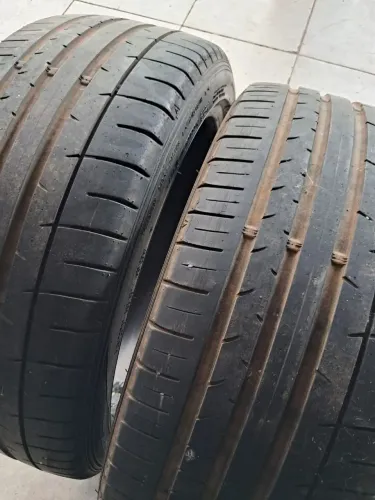 2 PNEUS DUNLOP 225/45/18 (..85% BORRACHA..)