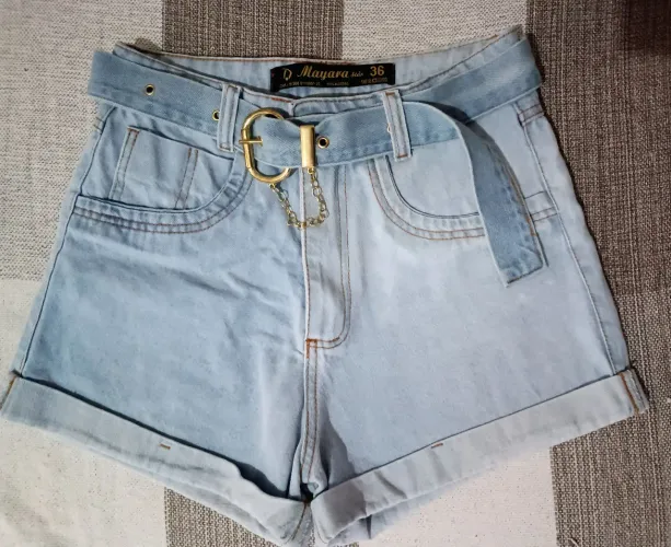 Short jeans