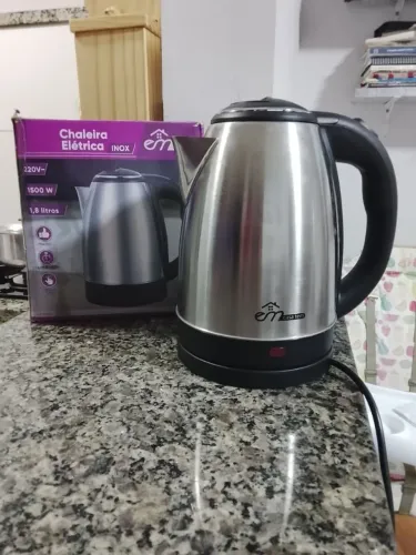Chaleira elétrica 