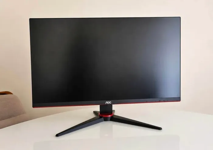 Monitor AOC Sniper 27? - 75Hz