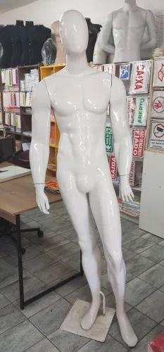 Manequim Masculino de Fibra Modelo Bombado Branco 