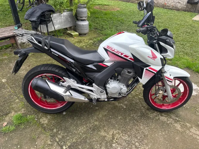 Honda cb 250