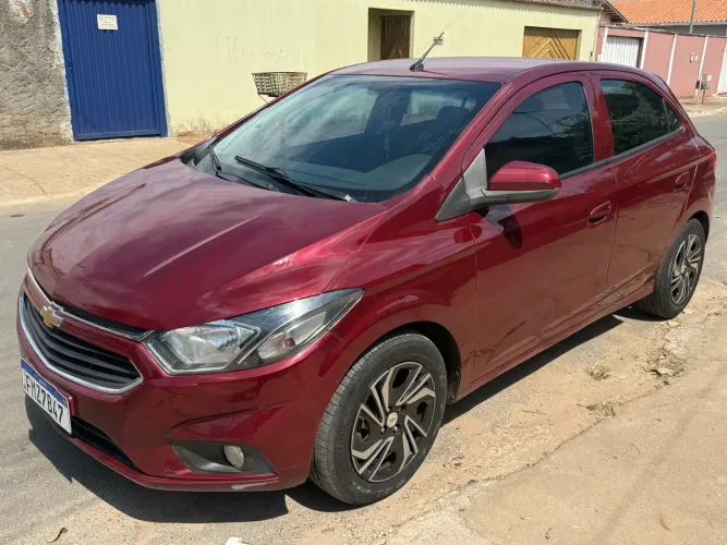 Chevrolet Onix Hatch LTZ 1.4 8V Flex Aut. 4P 2017