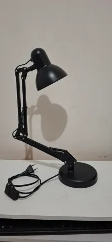Luminária de Mesa Articulada Preta - NOVA