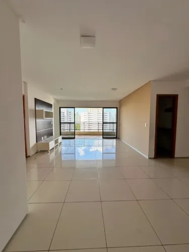 Alugo apartamento de alto padrão no Jardim Renascença