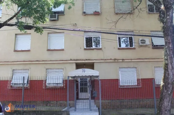 Apartamento com 02 dormitórios com 01 vaga de garagem