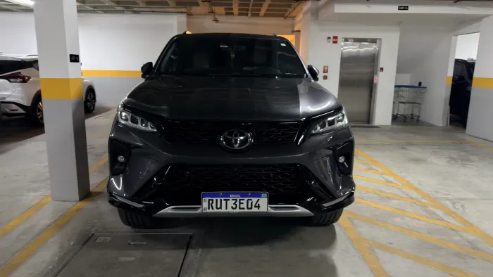Toyota Hilux SW4 Diamond 2.8 TB 4X4 Die. Aut. 2022