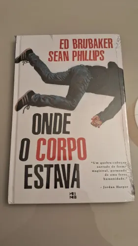 Graphic novel Onde o corpo estava - lacrada