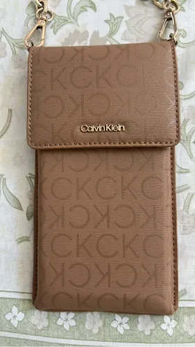 Bolsa para celular Calvin Klein nunca usada original