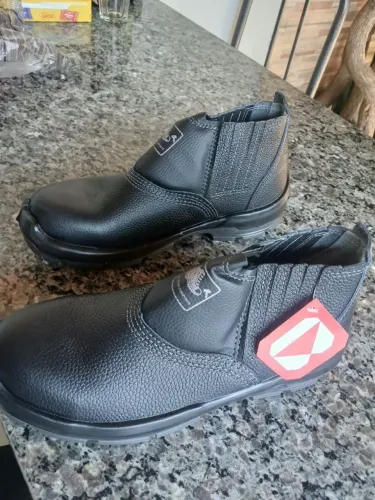 Botina para trabalho