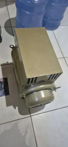 Vendo gerador de 15 kva novo 220 380 volts combate