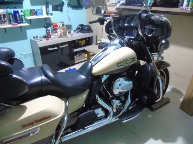 Harley Davidson Ultra limited flhtk 2014 - Troco por Moto ou carro popular