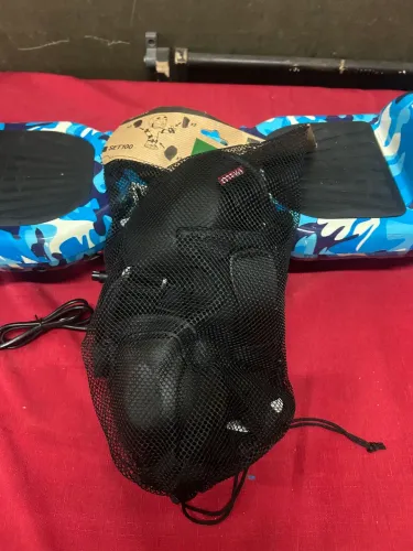Hoverboard semi novo em ótimas condições 