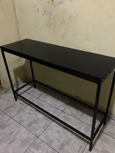 Mesa metalon com tampa de madeira