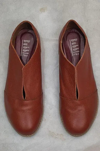 SAPATO COURO FEMININO - TAM. 38