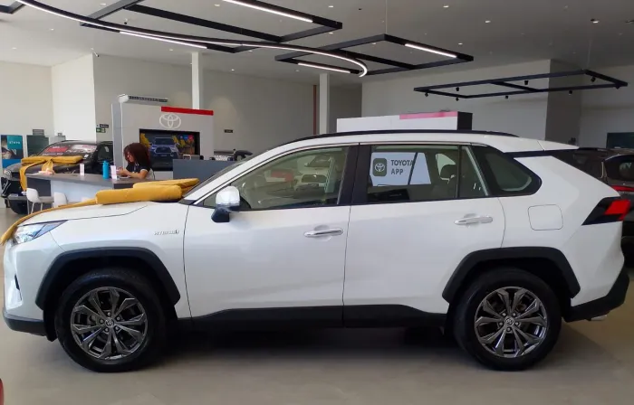 Toyota RAV4 2.5 SX Connect 4X4 Hybrid AUT 2024