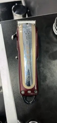 Máquina de Cortar Cabelo Wahl Legend Cordless Profissional