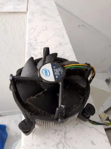 Cooler Intel