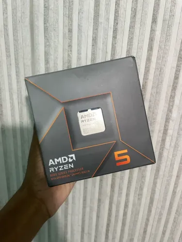 Ryzen 5 8500g com Cooler Box - NOVO!