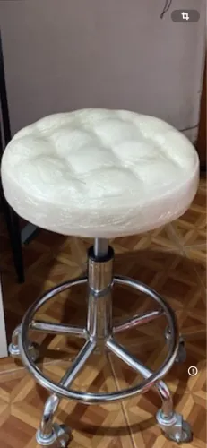 Vendo mocho da marca estek para estética sobrancelha cílios 