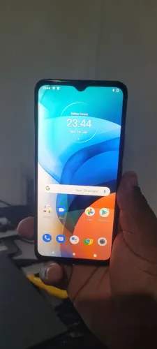 Moto E7 plus 64 GB interno 4 de ram