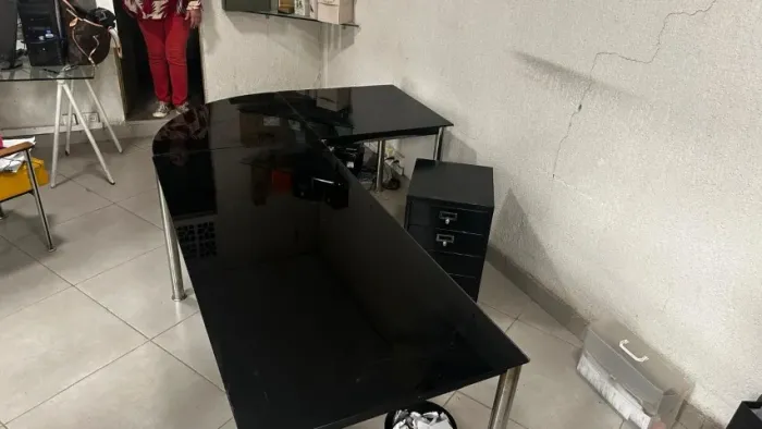 Mesa de escritório Preta