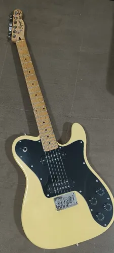 Squier Telecaster Custom 