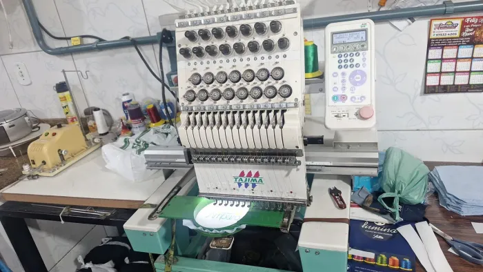 OFEREÇO SERVIÇO DE BORDADOS