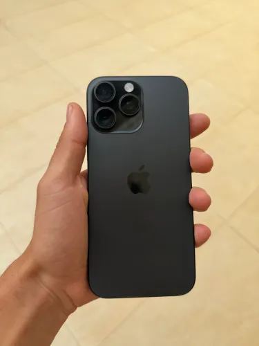 iPhone 16 pro max(Saúde da bateria 92%)