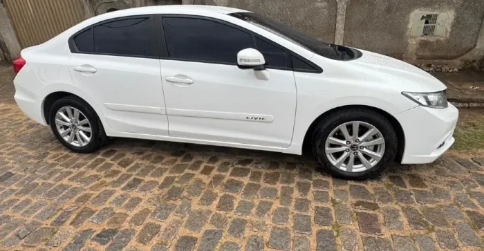 Honda Civic Sedan LXR 2.0 Flexone 16V Aut. 4P 2014