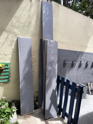 Madeiras de Pinos para reformas ou fabricação de móveis a seu gosto.