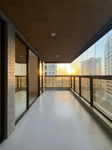 Edifício Quartier 22 | 165m² | 4 Suítes | Vista Mar | Melhor Coluna