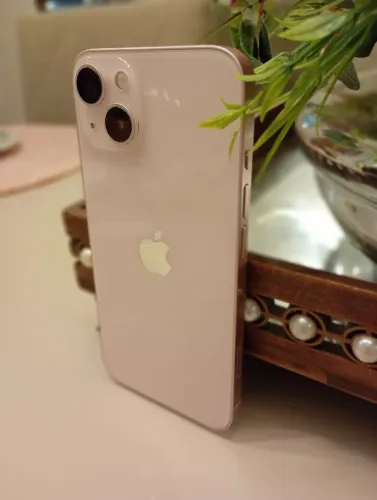 I Phone 13 256 G praticamente novo