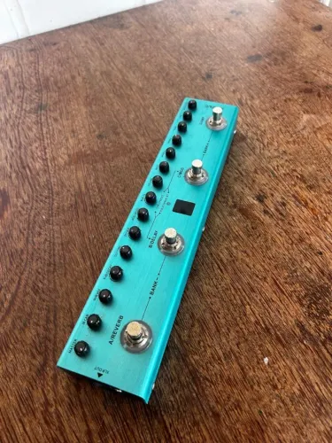 Pedal de guitarra multi efeitos M-VAVE